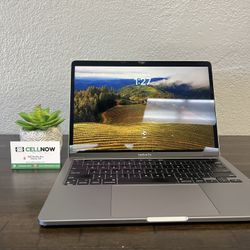 Macbook Pro 13 Inch 2022 M2 16 GB 512 GB used