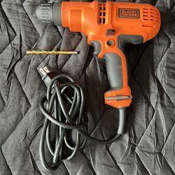 BLACK+DECKER Corded Drill, 5.5-Amp, 3/8-Inch (DR260C)