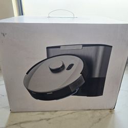 Robot Vaccum & Mop Self emptying (New Box)