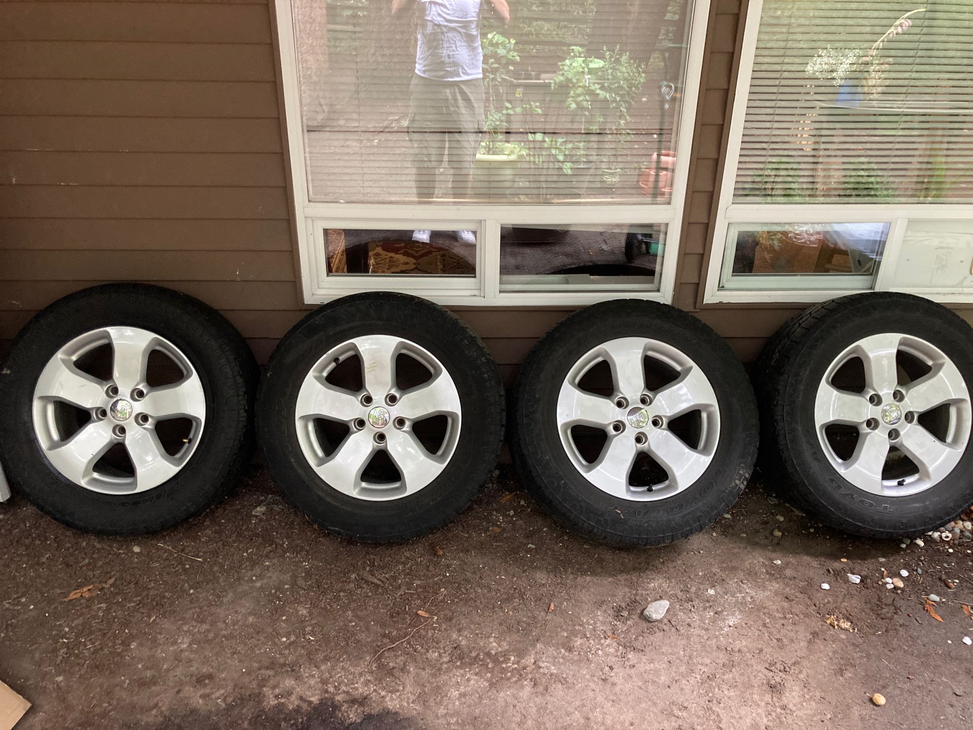 Jeep GC wheels and Tires (Toyo open country)