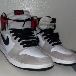 Air Jordan 1 High Light Smoke Grey 🔥