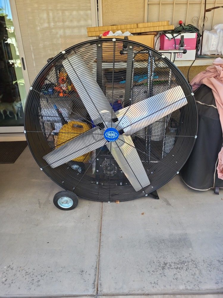 48" Industrial Fan Like New Condition.