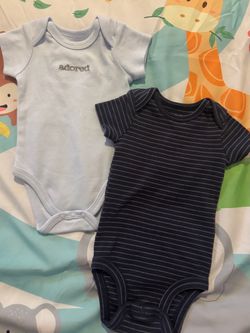 set of onesies size 3months