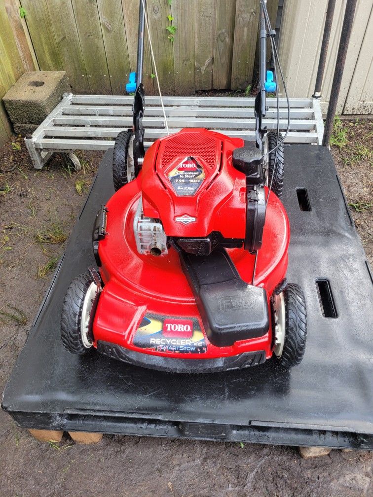 TORO RECYCLER SMART-STOW 7.25HP 163CC 22"CUT SELF-PROPELLED MOWER