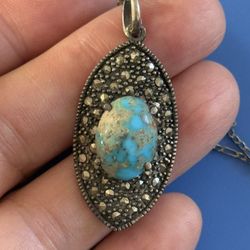 Pendant turquoise and marcasite,in sterling silver. Please check out all photos for more details
