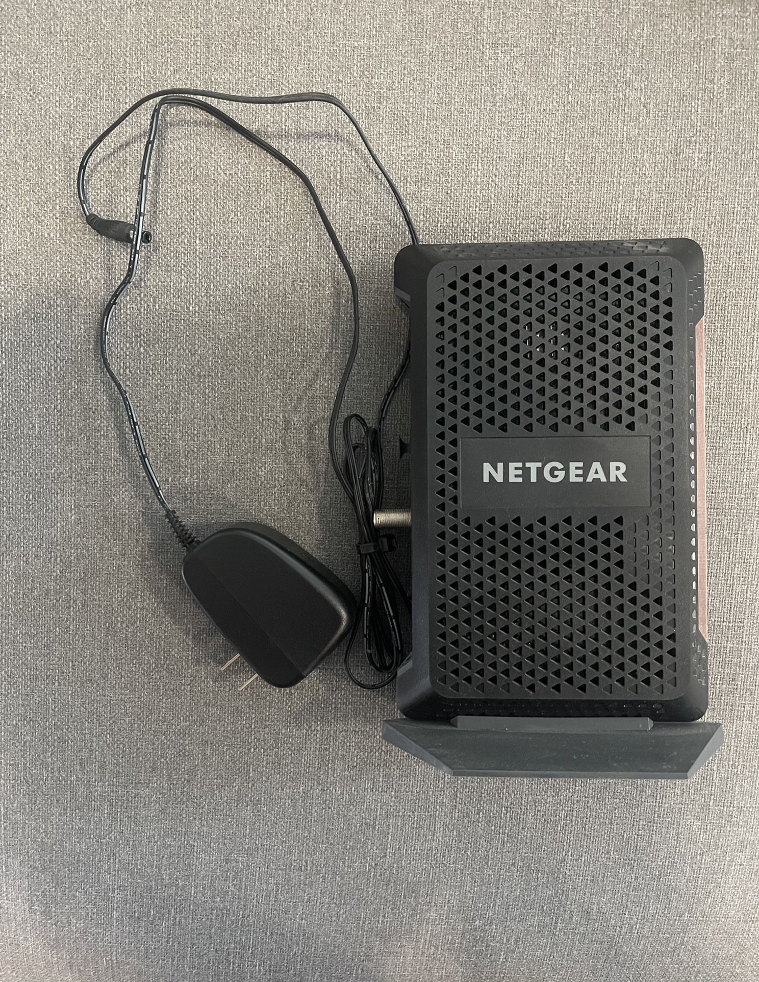 NETGEAR - Nighthawk DOCSIS 3.1 Cable Modem