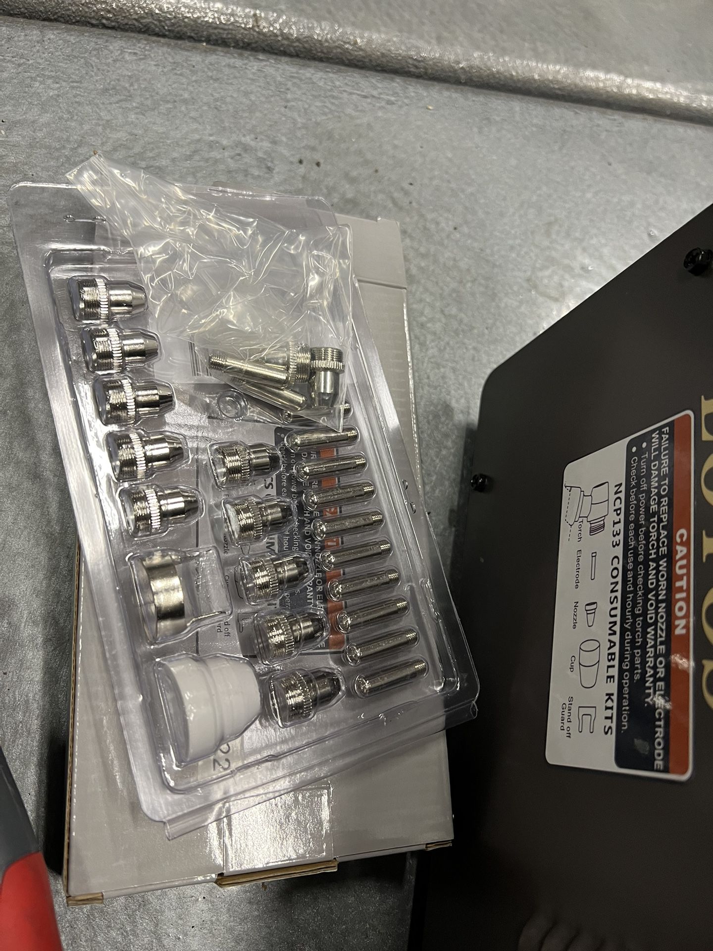 LOTOS LTP5000D Plasma Cutter + Lotos Plasma Cutter Consumables