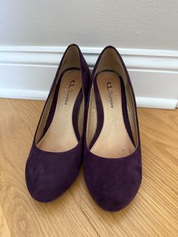 CL by Laundry Wedge Pumps Size 8.5 Plum