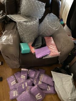 Shipping Supplies Lot Assorted Poly Bags Poly Mailers and Bubble Mailers Bubble Wrap $50