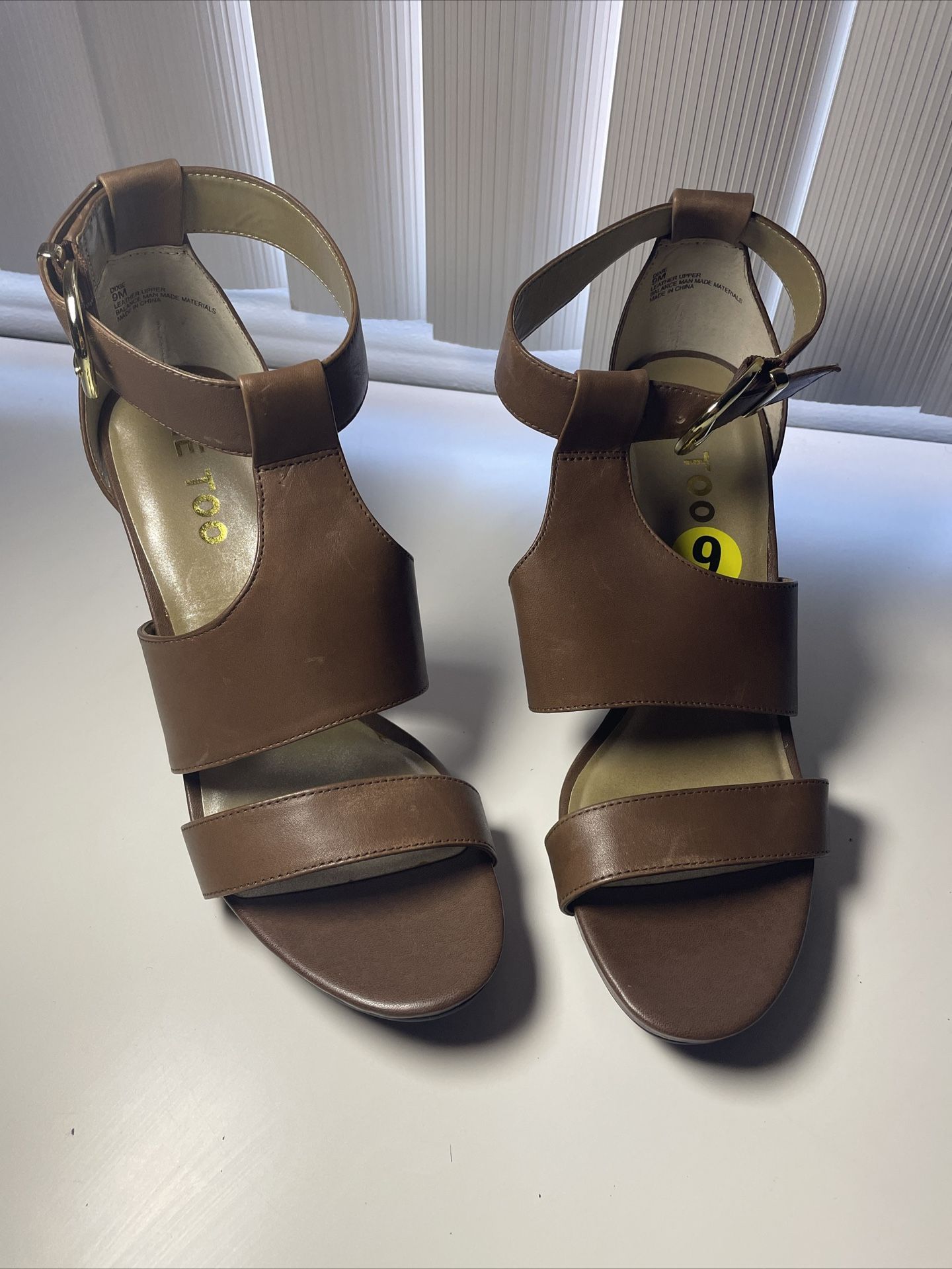 Me Too Brand New No Box Brown Women’s Heels Size 9 Leather Dixie