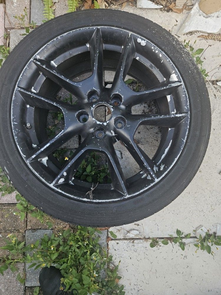 Nissan Maxima 2011 Rims And Tire