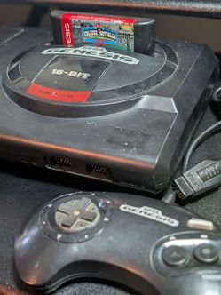 Sega Genesis Model 1 + College Football – Tested & Working