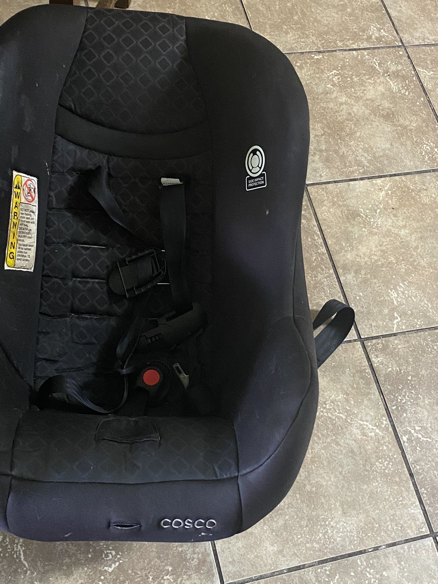 Cosco car seat newborn to toddler (black )