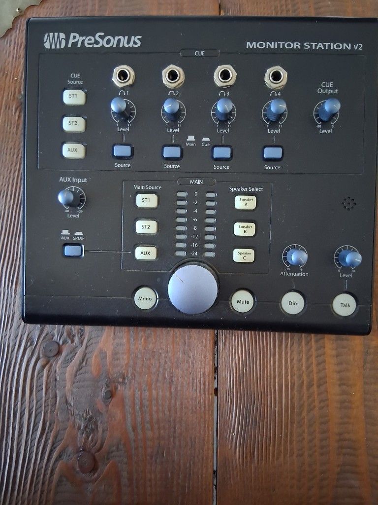 Presonus Monitor Station V2