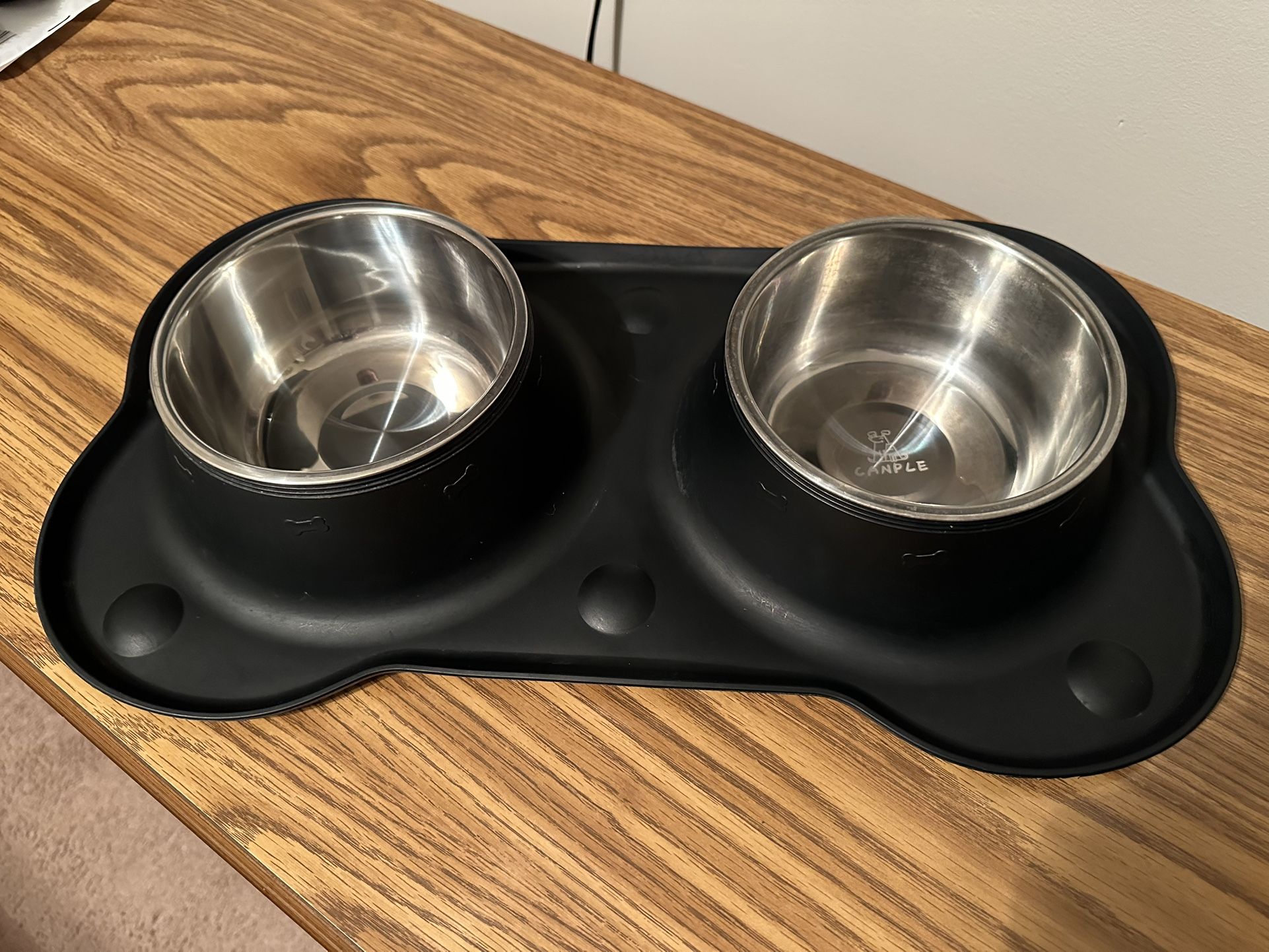 Pet Bowls with Rubber Mat Holder