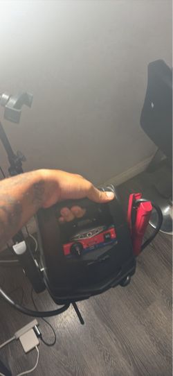 Car battery jumper