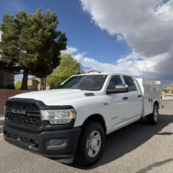 2022 Ram 2500 Crew Cab Tradesman 