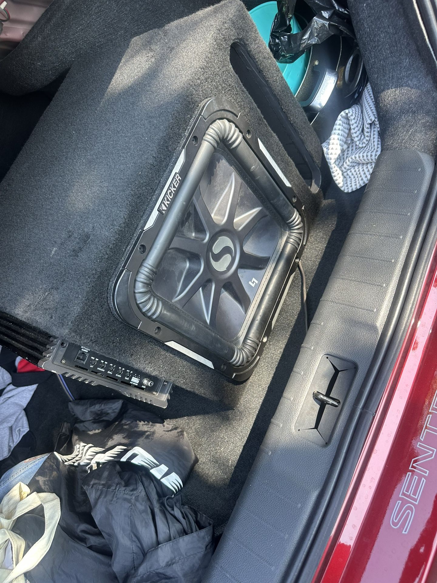 12” L7 Kicker With Amp