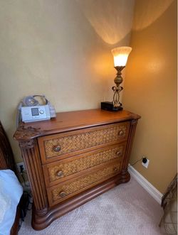 3 drawers piece