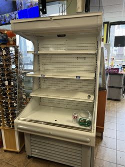 Hussman Open Cooler , Runs Great 3 Feet  . 