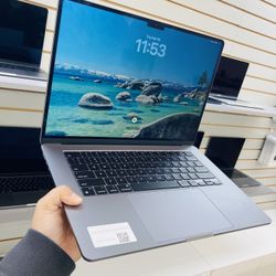 MacBook Air M3 16gb Ram 512gb SSD 