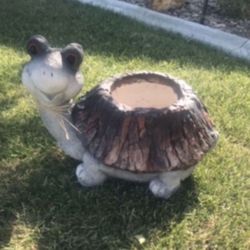 New Flower Pots Made Out Of Resin Perfect Gift For Any Occasion 