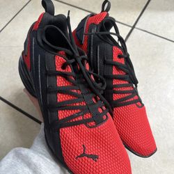 Puma Red & Black Shoes Size 9.5 Men 