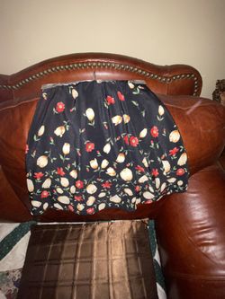 Girls Size Small Skirt