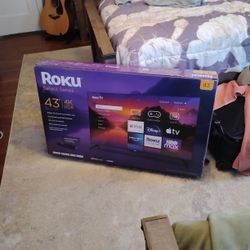 Roku 43" Class Select Series 4K Smart RokuTV