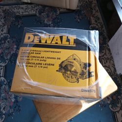 NEW DEWALT 7 1/4 CIRCULAR SAW DWT575 $80 GREAT DEAL 