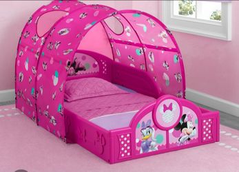 Sleep and play tent