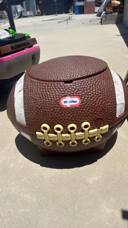 OLD SKOOL CLASSIC LITTLE TYKES FOOTBALL TOY CHEST $60