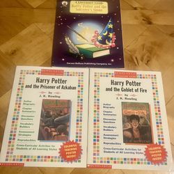 Harry Potter Collectible Literature Guides W/ Poster Included 