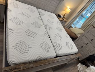 2 TWINS MATTRESS