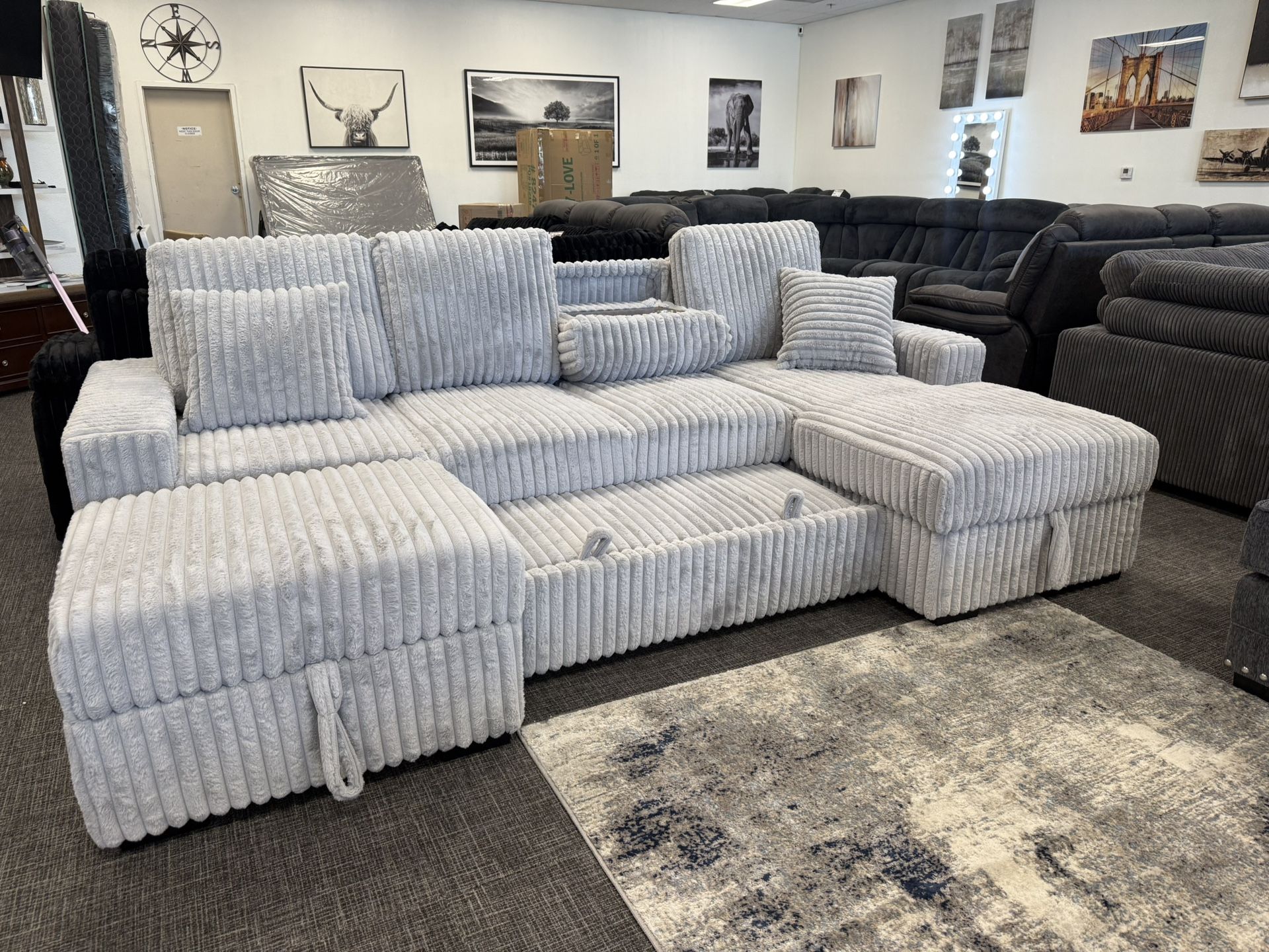 ποΈ Light Gray Corduroy Sectional w/ Pullout & Storage β $999!