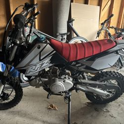 Dirtbike Practically Brand New