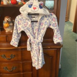 6/6x Cuddleduds Robe Kitty Cat. Used Maybe Twice Like New   See My Page 