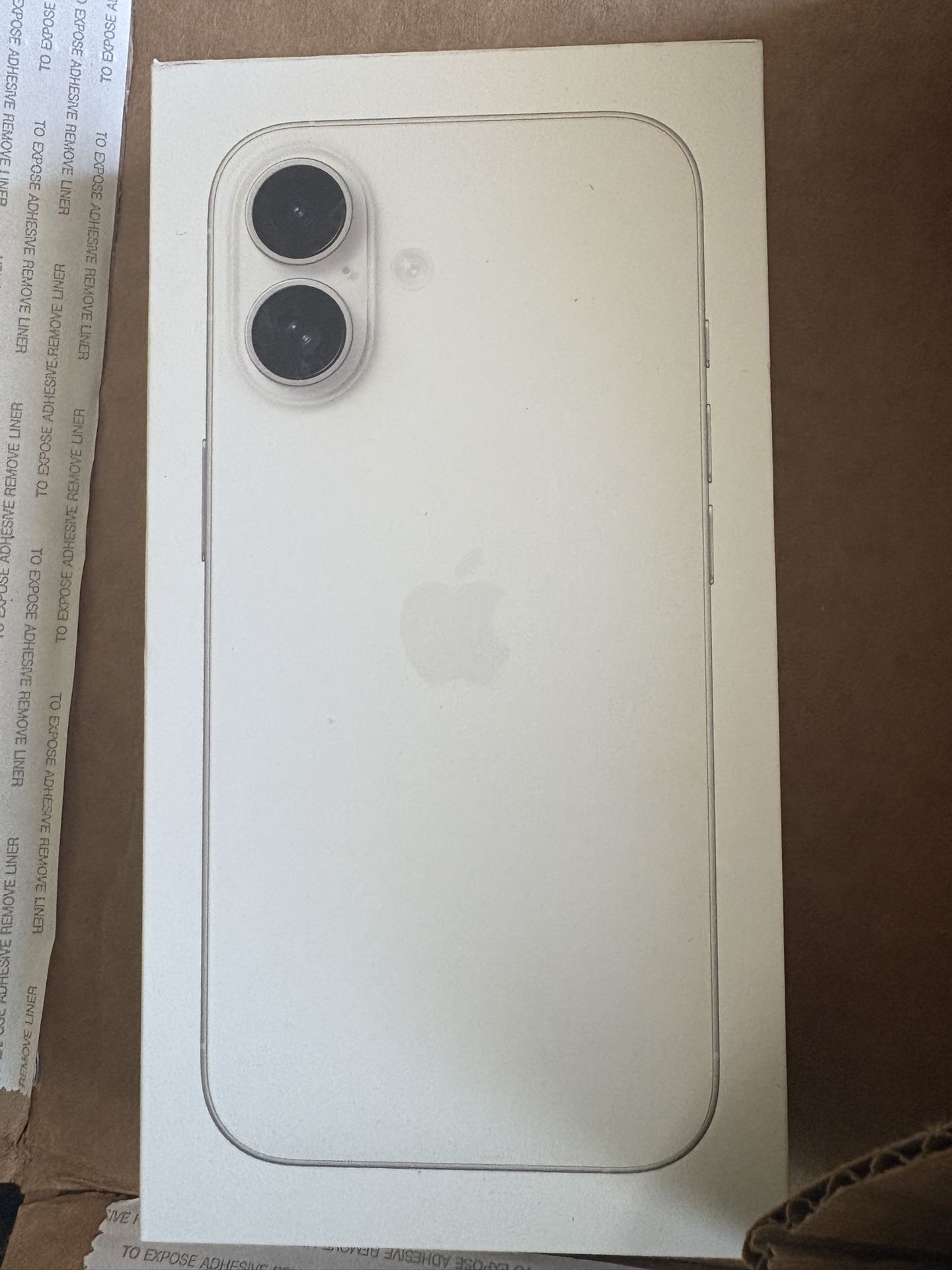 iPhone 16 Carrier Locked 