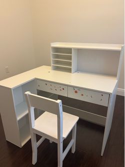 Children’s Desk
