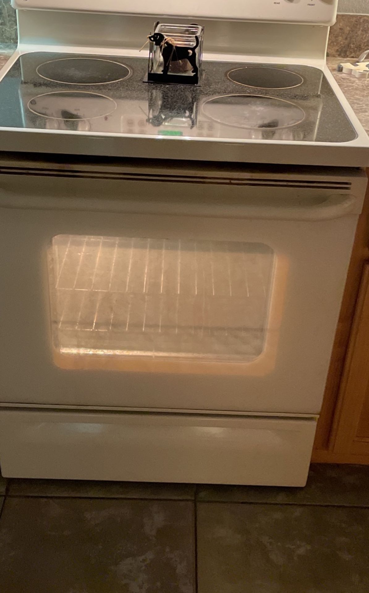 GE Self Cleaning Range