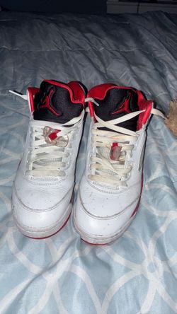 Air Jordan 5 Fire Red Sneakers no box