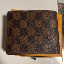 LV wallet