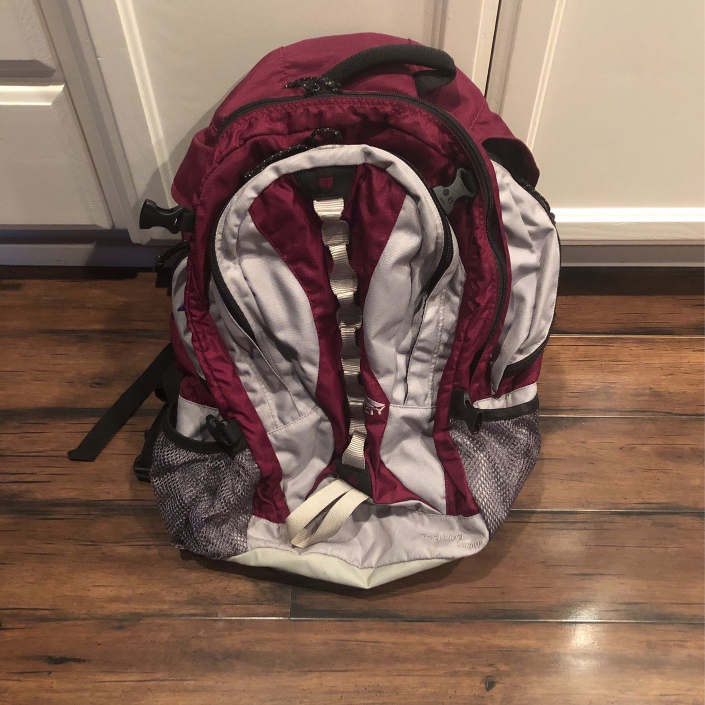 Kelty Redwing 2500 Women’s Backpack