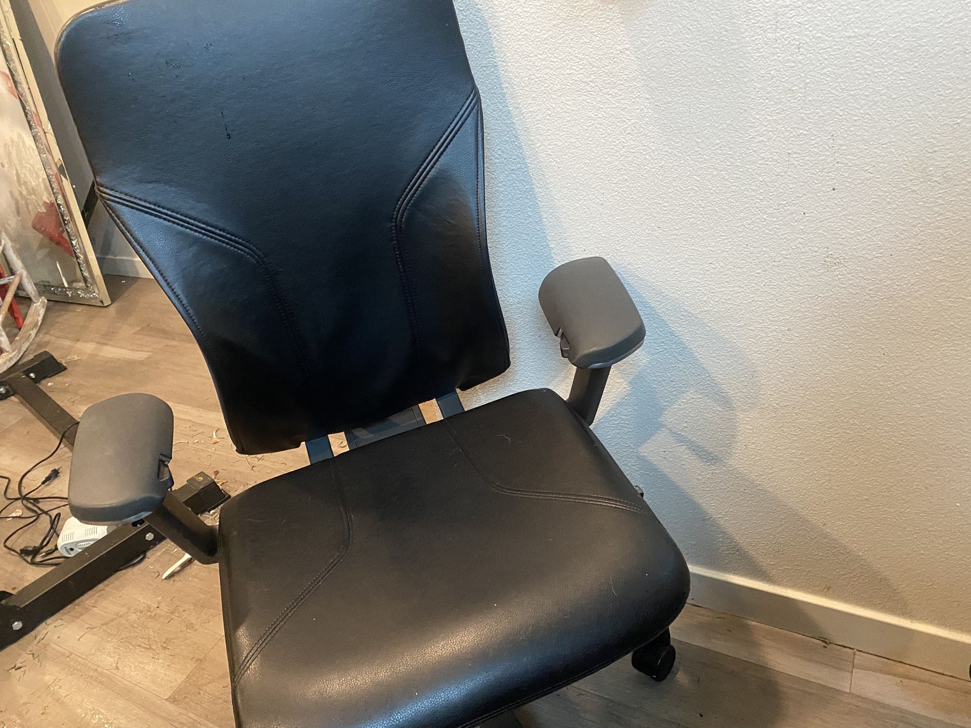 Computer chair