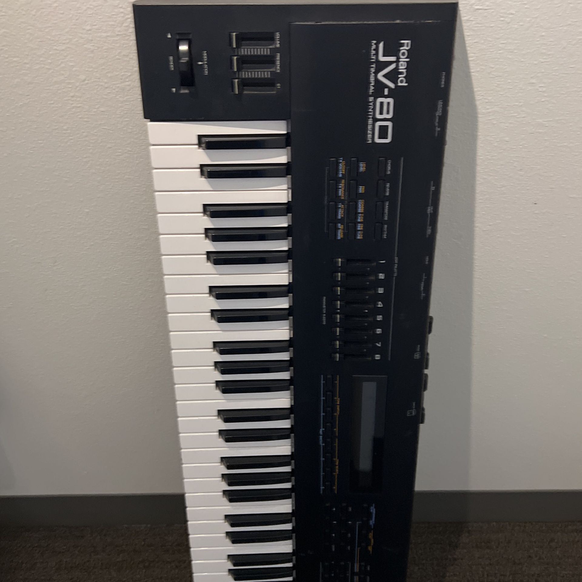 Roland JV-80 synthesizer