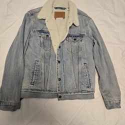 Levi Denim Jacket Size M