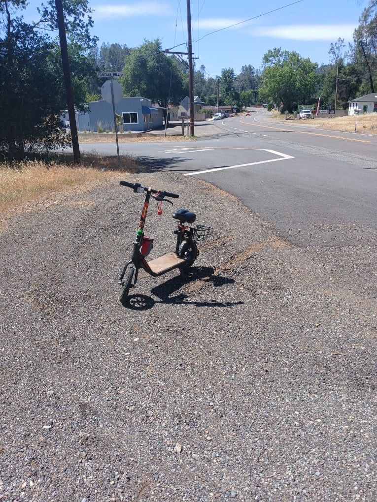 Electric scooter works Great