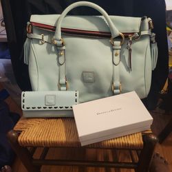 Dooney & Bourke