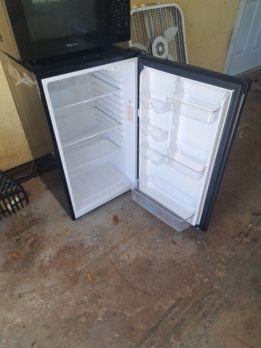 Mini Refrigerator