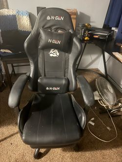 Gaming chair